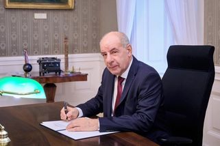 Magyar chce prezidenta odstranit změnou ústavy - Novinky